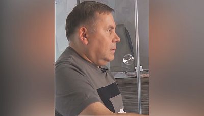 Специалист подобен флюсу, полнота его односторонняя...